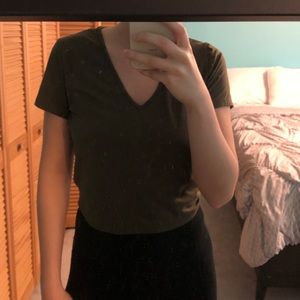 Cropped olive short sleeve